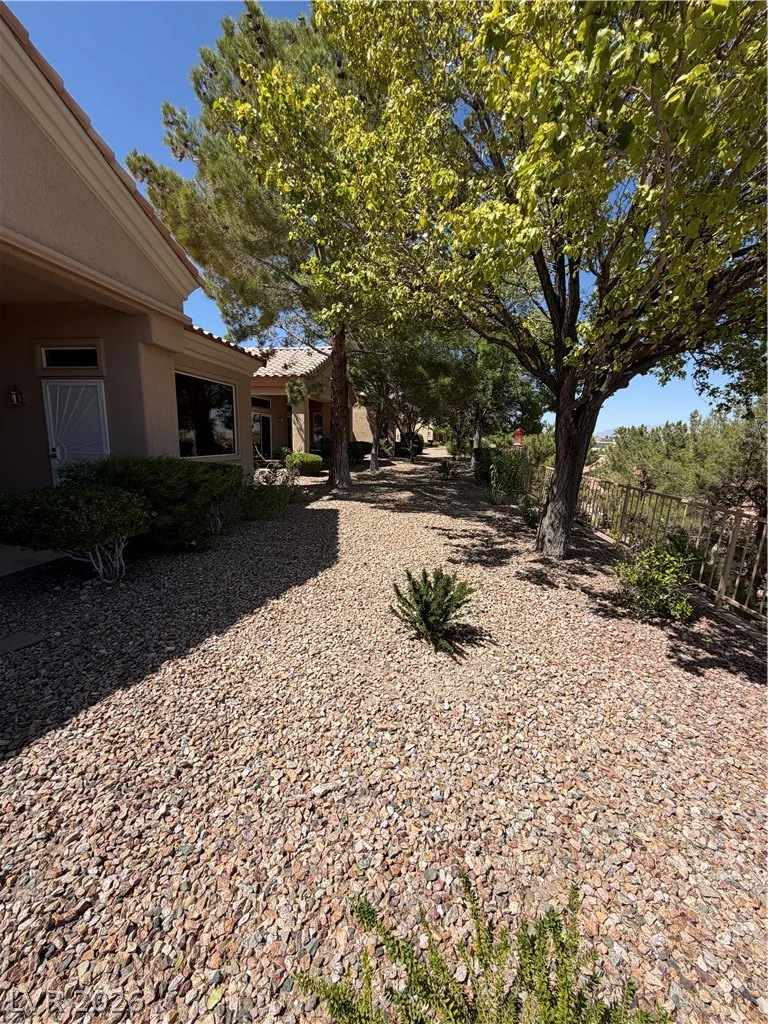 2338 Hot Brook Point, Las Vegas, NV 89134