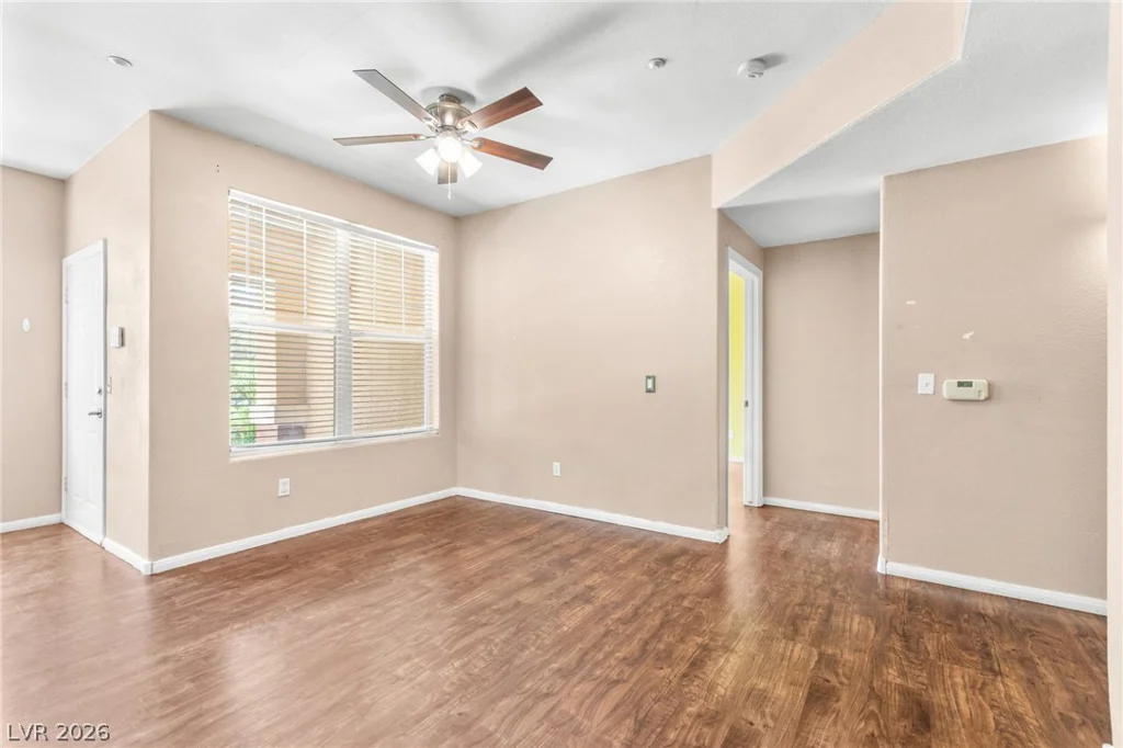 5855 Valley, North Las Vegas, NV 89031