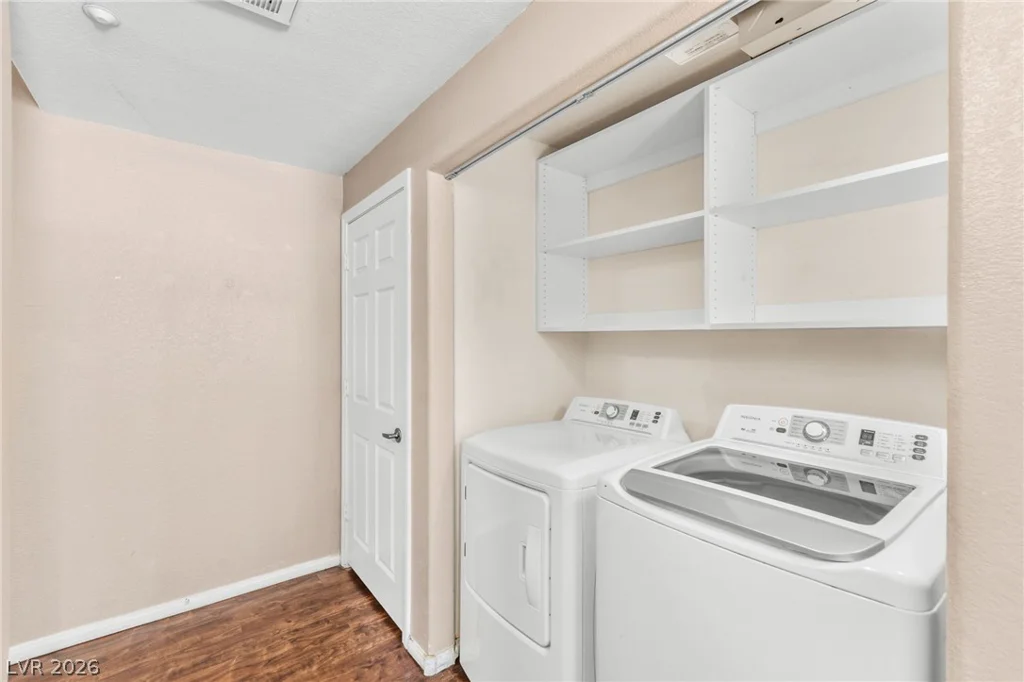 5855 Valley, North Las Vegas, NV 89031