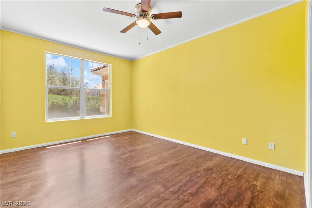5855 Valley, North Las Vegas, NV 89031