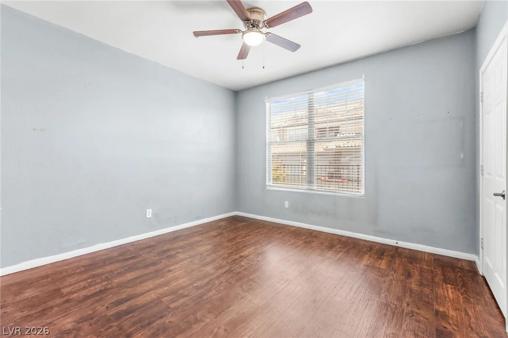 5855 Valley, North Las Vegas, NV 89031
