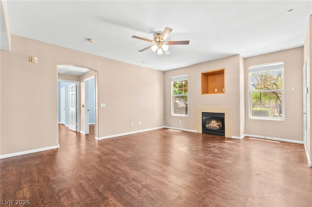 5855 Valley, North Las Vegas, NV 89031