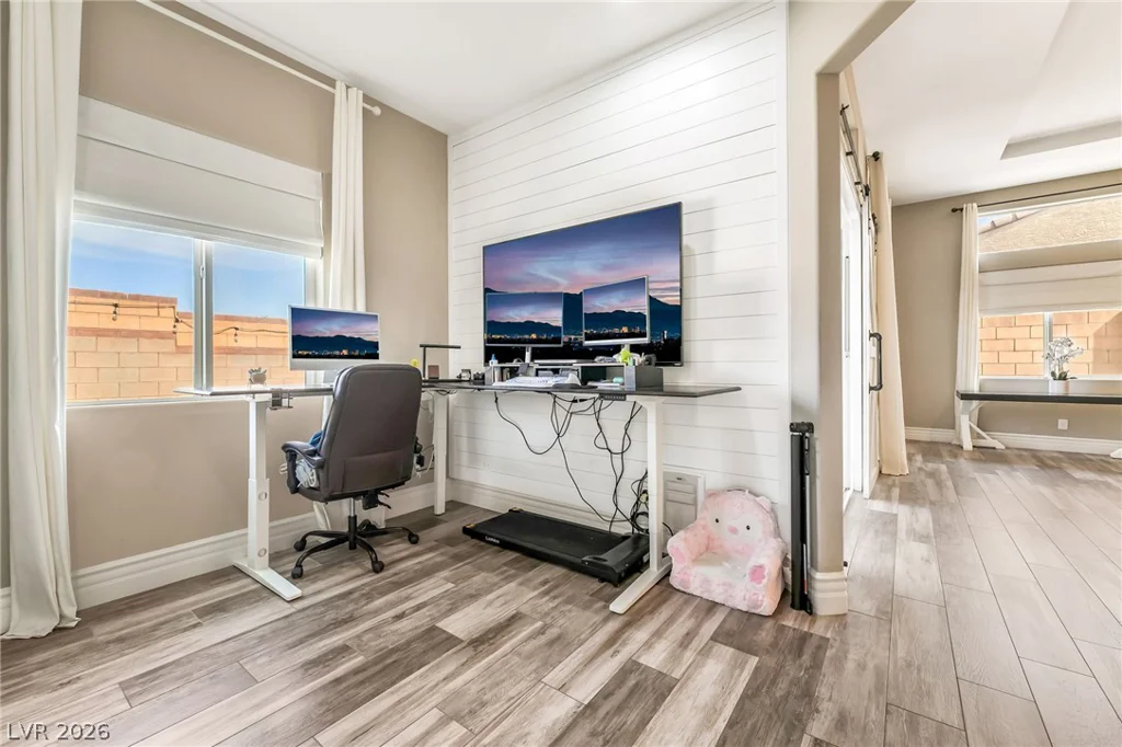 5781 Douglas Everett, Las Vegas, NV 89120