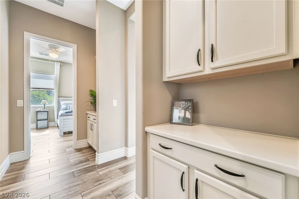 5781 Douglas Everett, Las Vegas, NV 89120