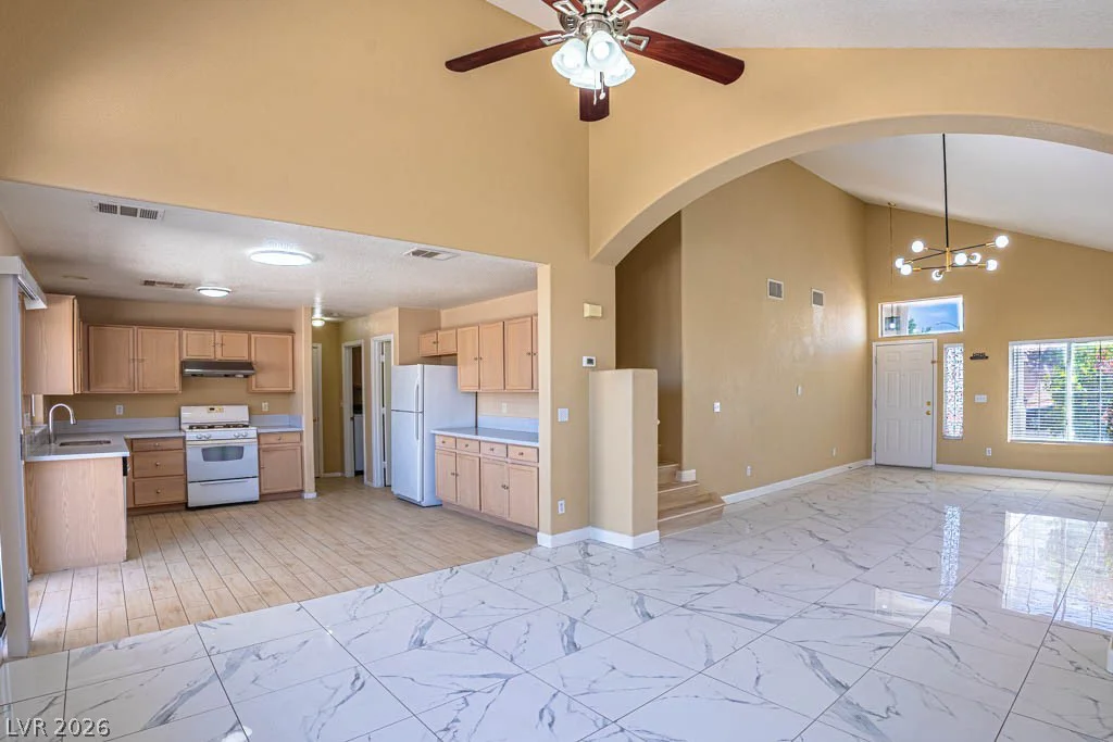 718 Peach Coral, Las Vegas, NV 89183