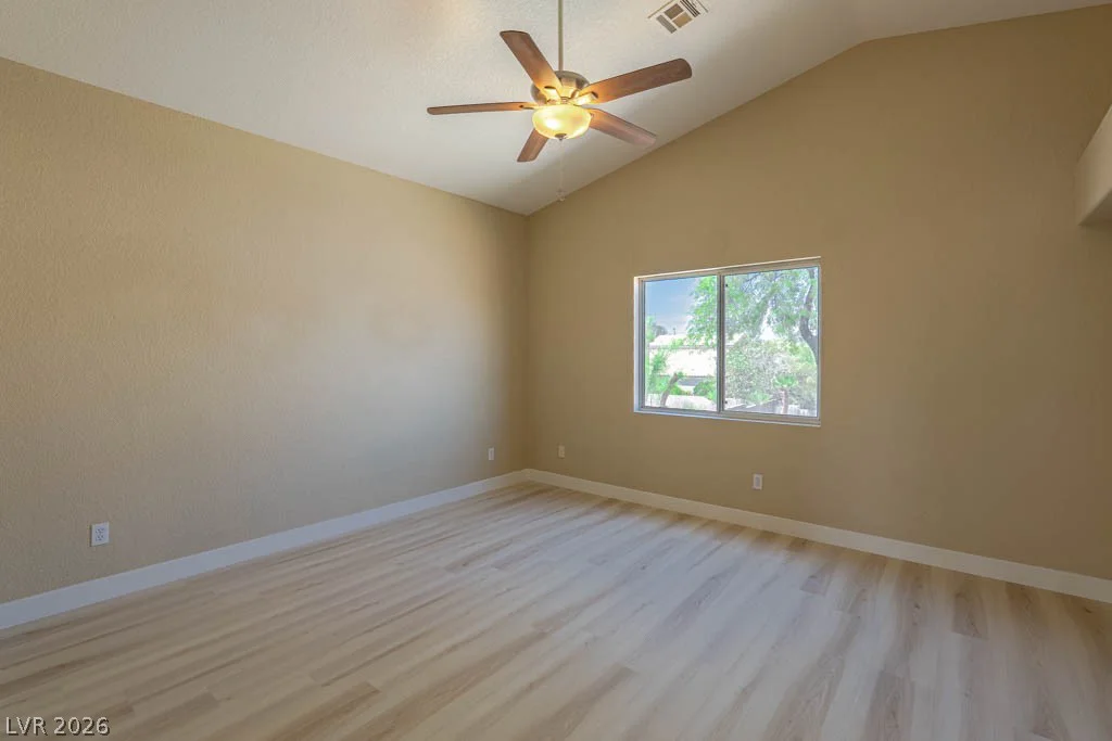 718 Peach Coral, Las Vegas, NV 89183
