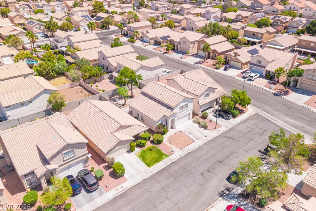 718 Peach Coral, Las Vegas, NV 89183