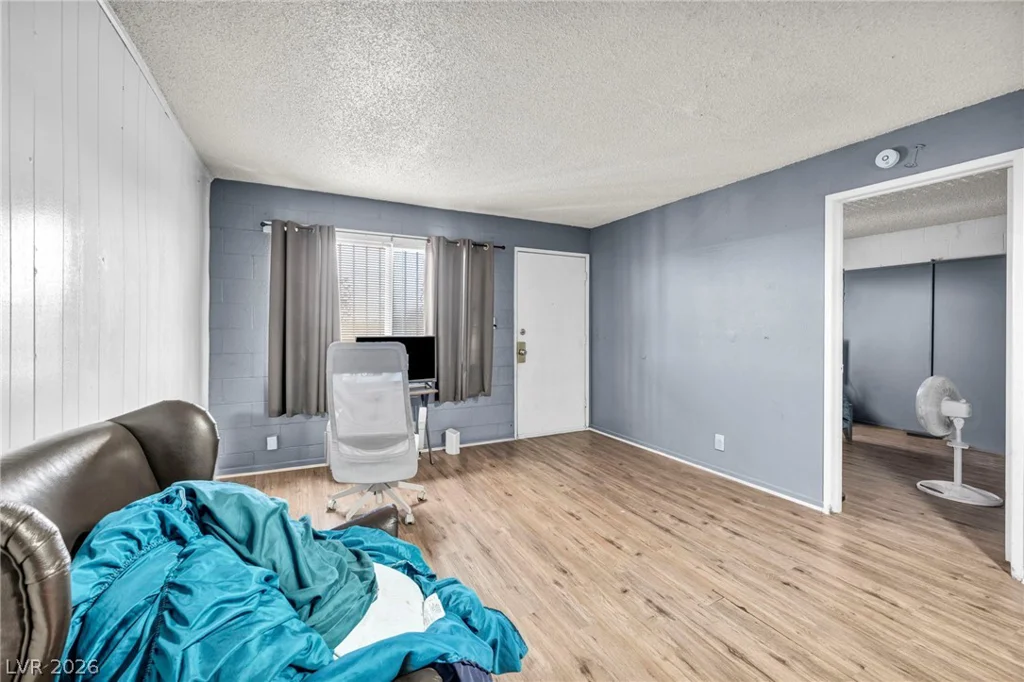3718 Hazelwood, Las Vegas, NV 89119