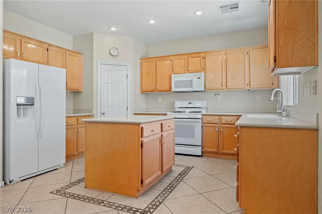 5049 Shadow Valley, Las Vegas, NV 89148