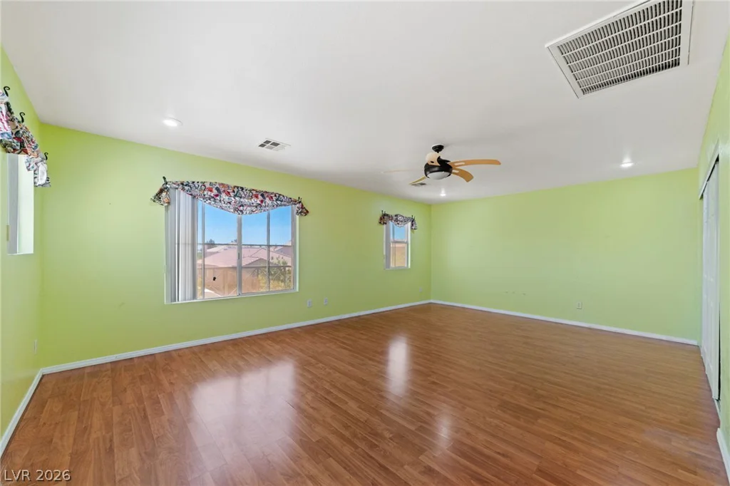 5049 Shadow Valley, Las Vegas, NV 89148