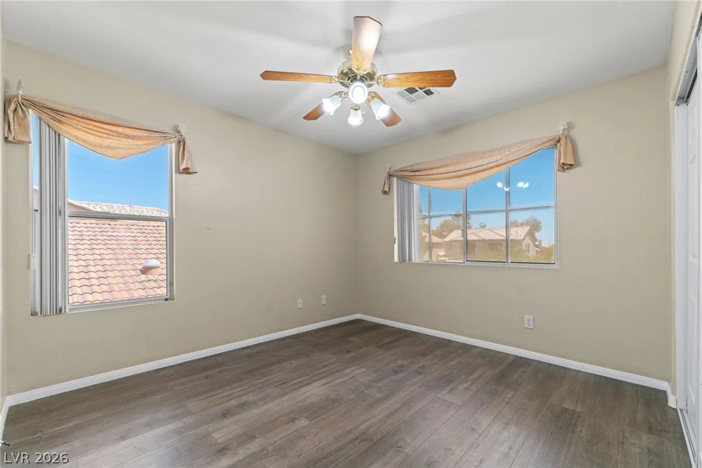 5049 Shadow Valley, Las Vegas, NV 89148