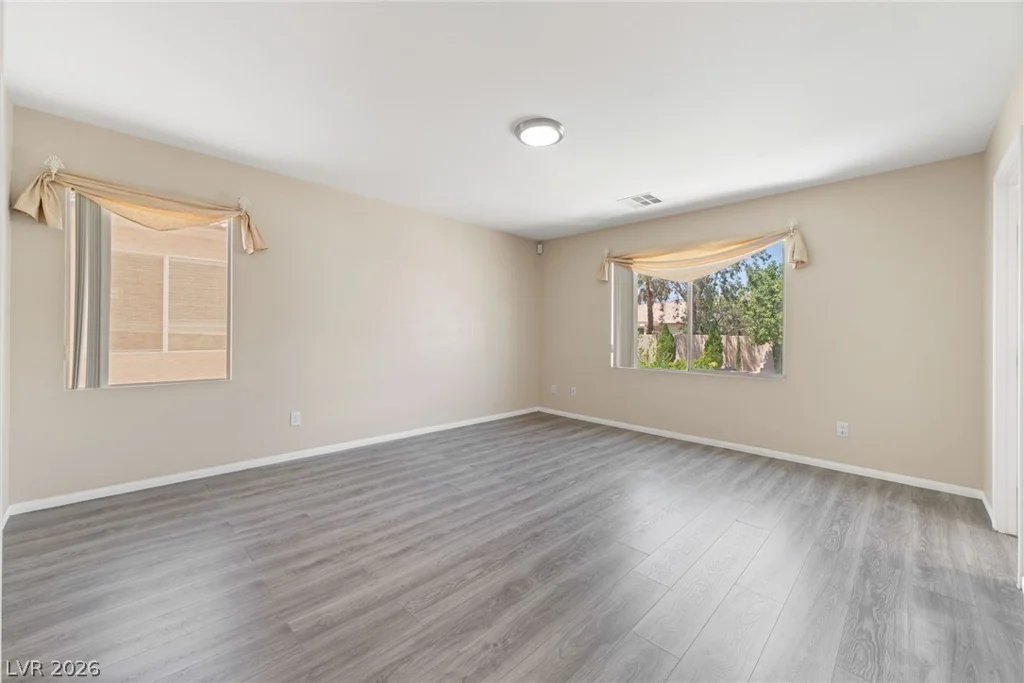 5049 Shadow Valley, Las Vegas, NV 89148