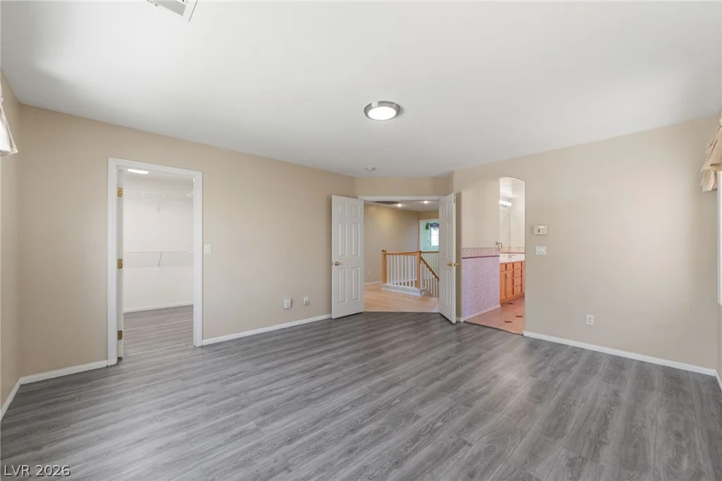 5049 Shadow Valley, Las Vegas, NV 89148