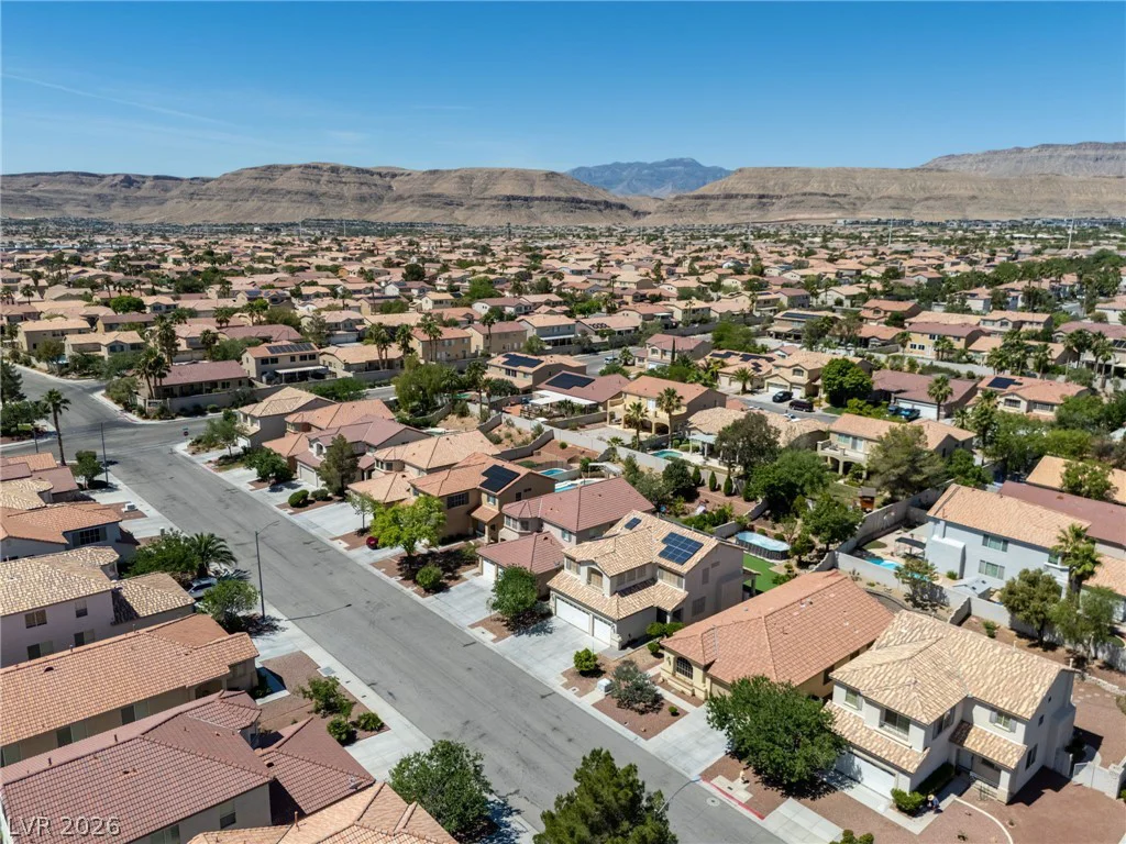 5049 Shadow Valley, Las Vegas, NV 89148