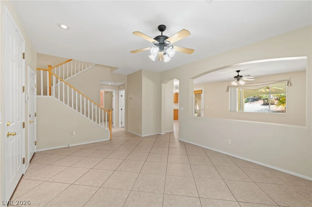 5049 Shadow Valley, Las Vegas, NV 89148