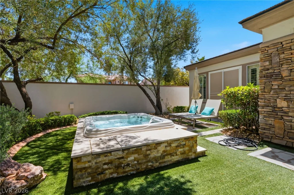 3338 Mission Creek, Las Vegas, NV 89135