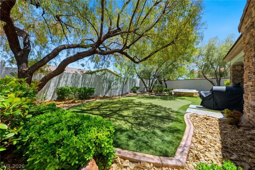 3338 Mission Creek, Las Vegas, NV 89135