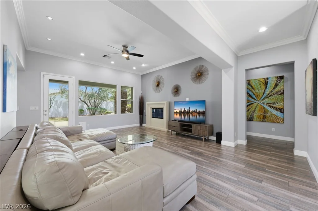 3338 Mission Creek, Las Vegas, NV 89135