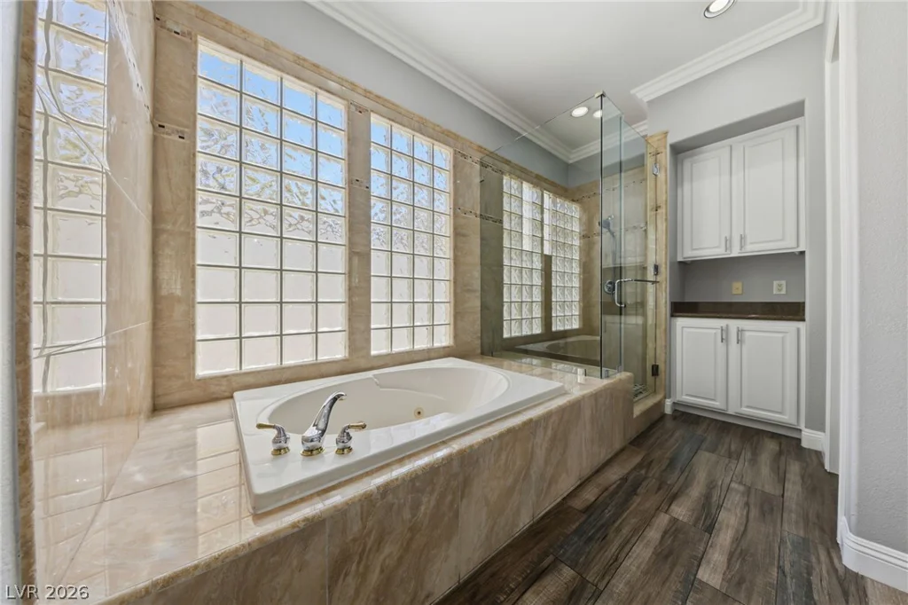 3338 Mission Creek, Las Vegas, NV 89135