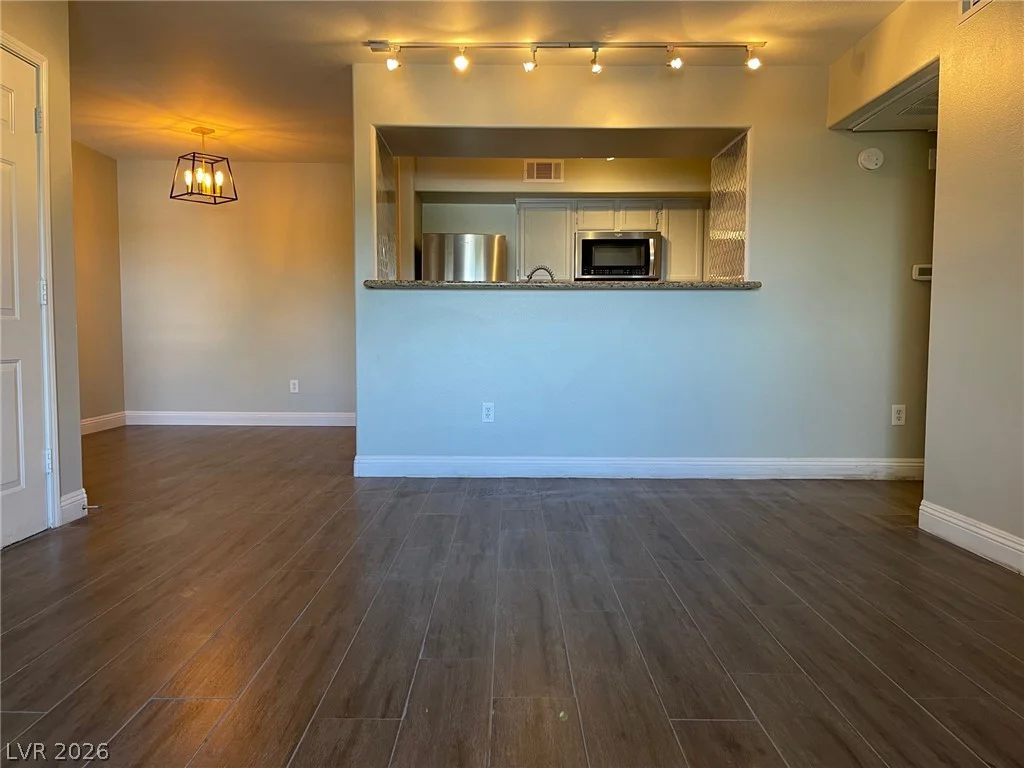 7255 Sunset, Las Vegas, NV 89113