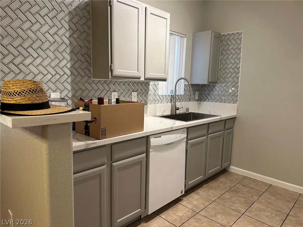 7255 Sunset, Las Vegas, NV 89113
