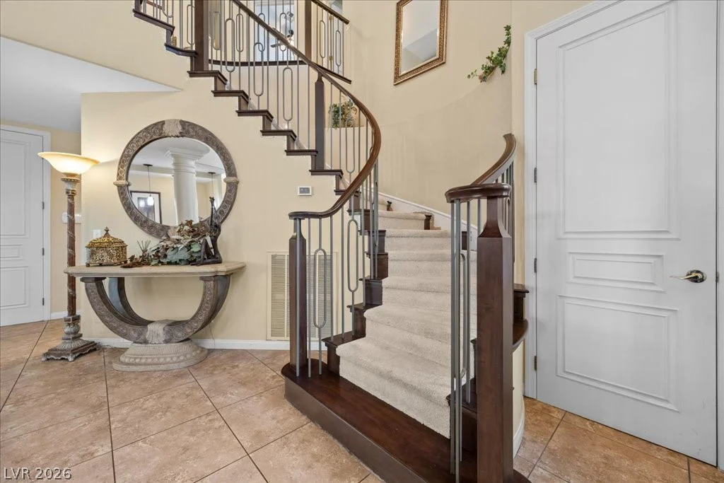 2444 Monarch Bay, Las Vegas, NV 89128