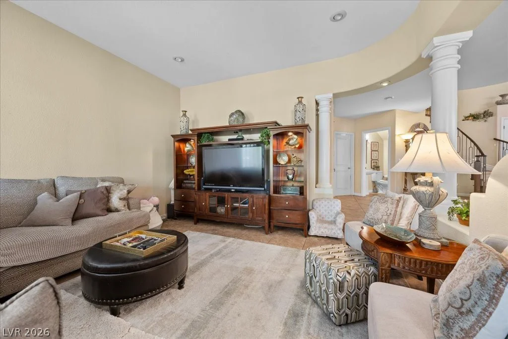 2444 Monarch Bay, Las Vegas, NV 89128