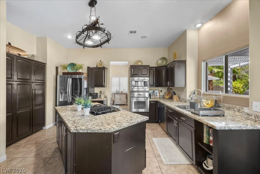 2444 Monarch Bay, Las Vegas, NV 89128