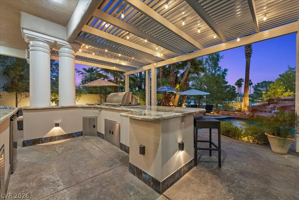 2444 Monarch Bay, Las Vegas, NV 89128