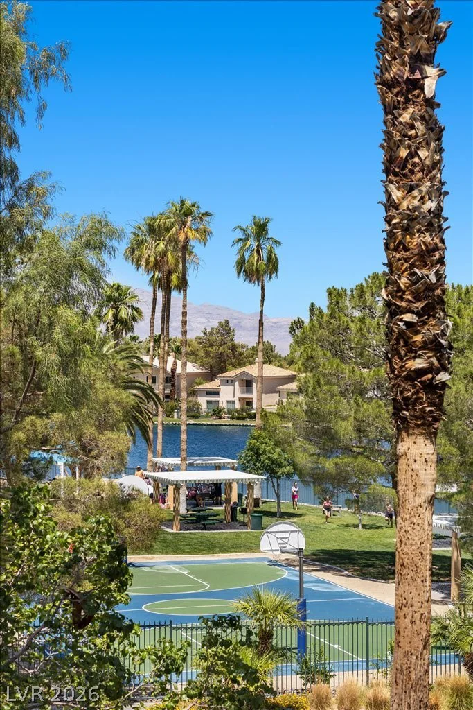 2444 Monarch Bay, Las Vegas, NV 89128