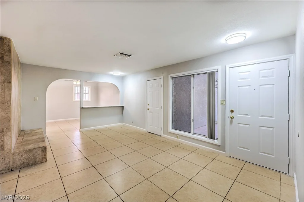 2016 Madeline, Las Vegas, NV 89108