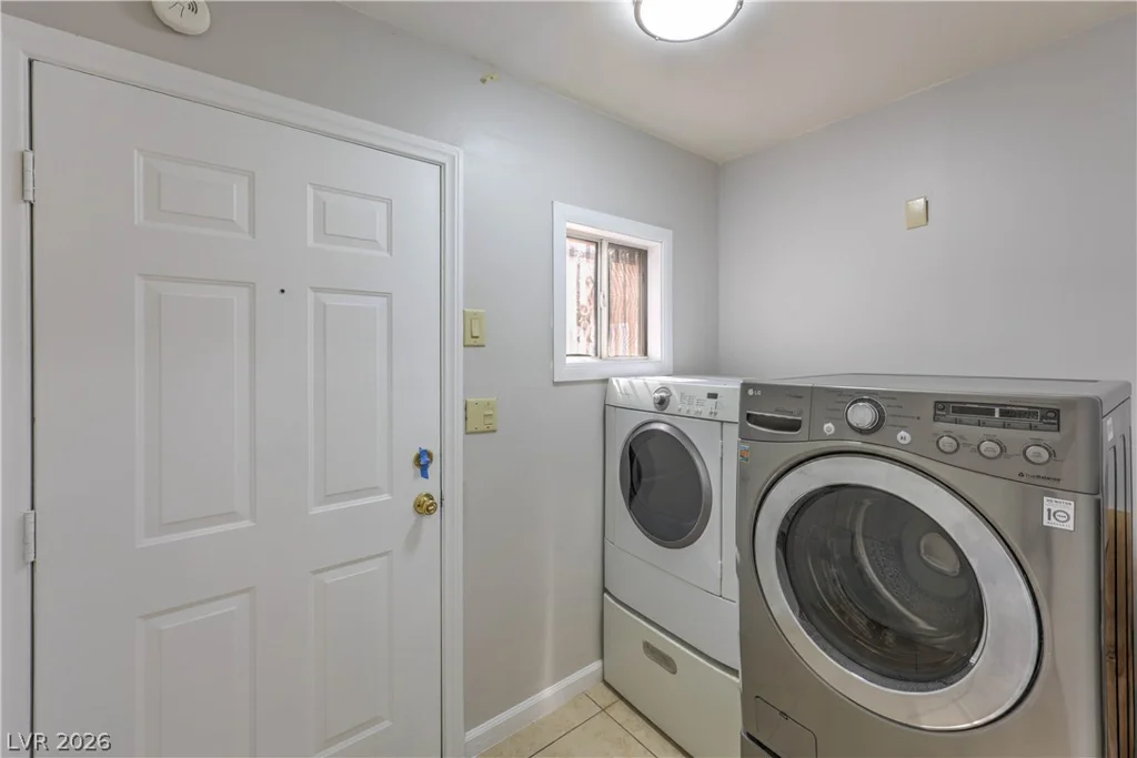 2016 Madeline, Las Vegas, NV 89108