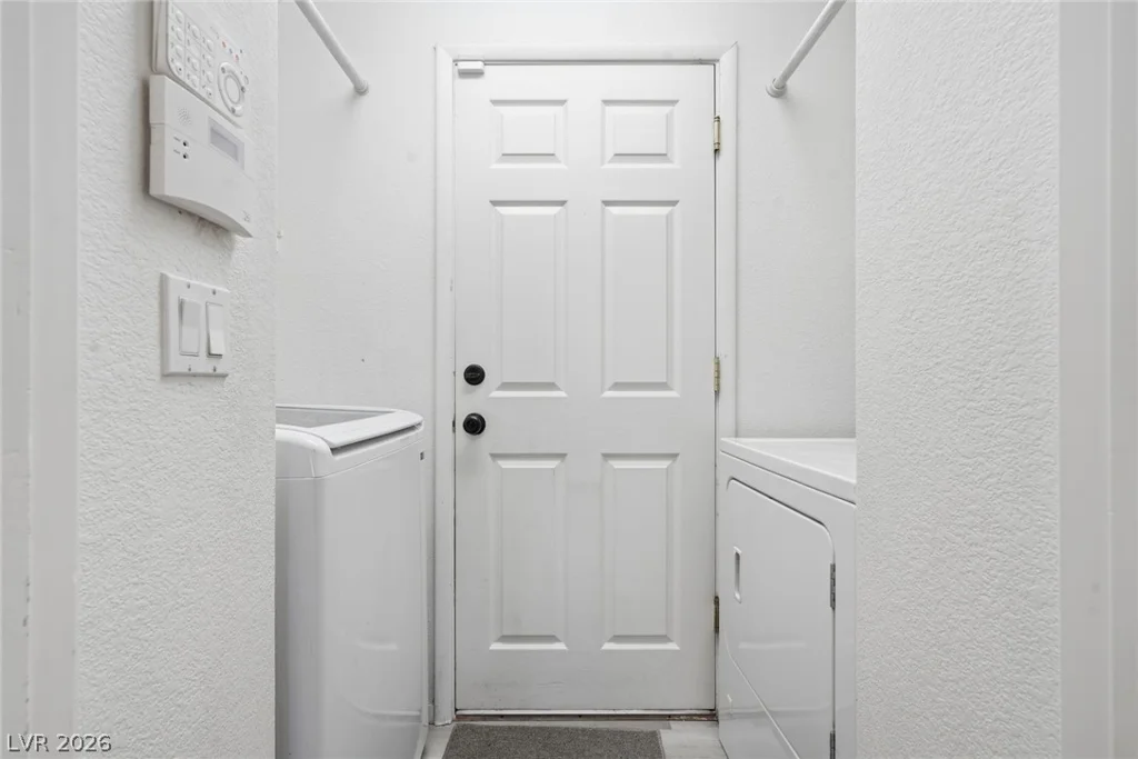 7630 Glorietta Bay, Las Vegas, NV 89139