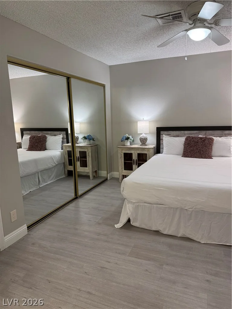 5105 Desert Inn, Las Vegas, NV 89146
