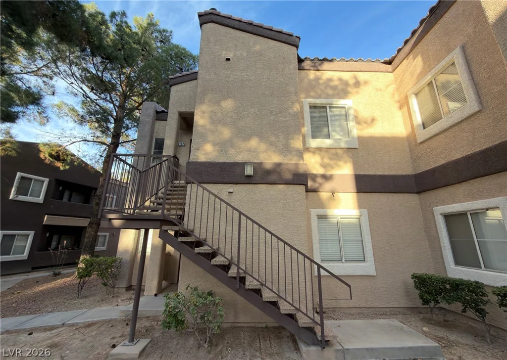 5250 Rainbow, Las Vegas, NV 89118