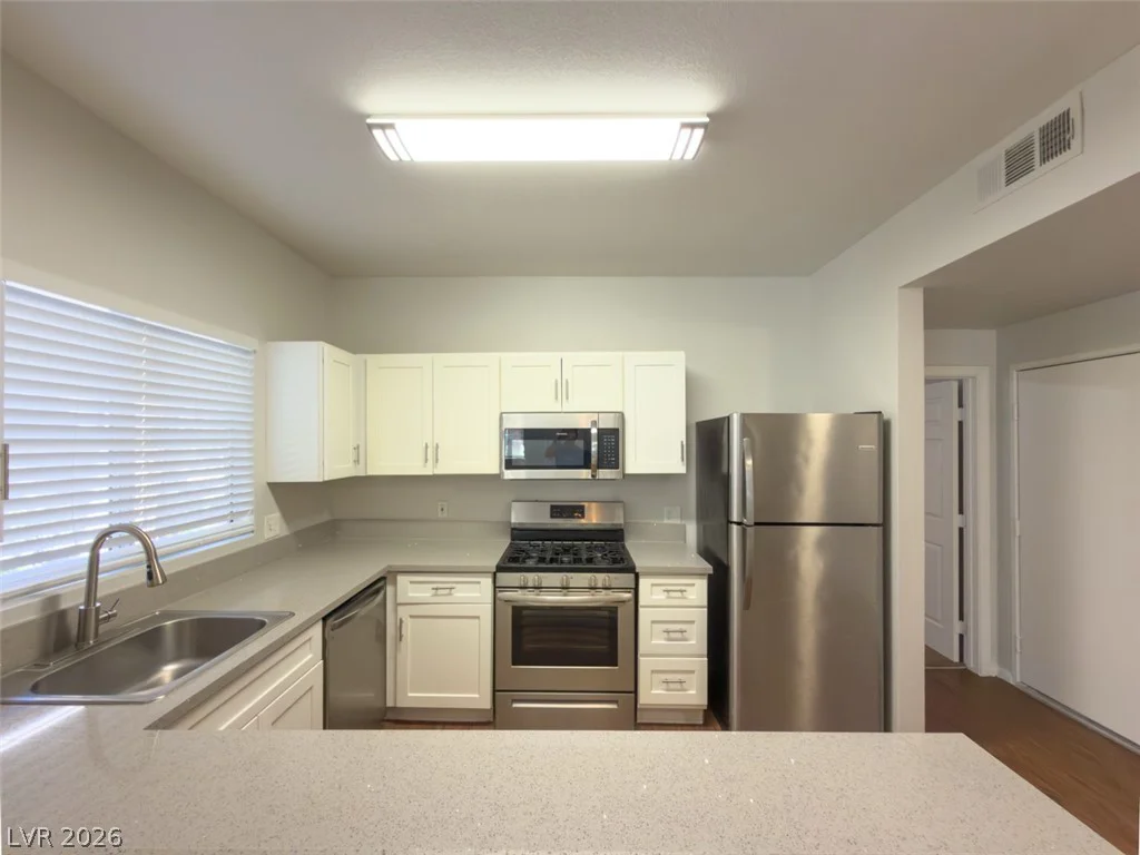5250 Rainbow, Las Vegas, NV 89118