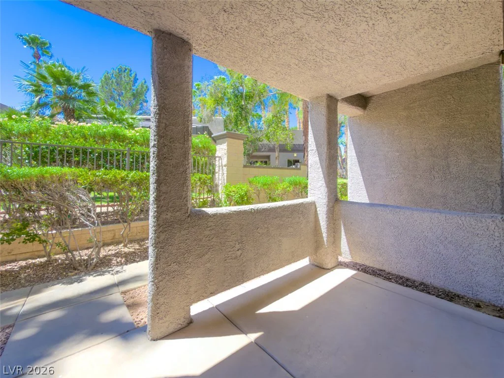 5250 Rainbow, Las Vegas, NV 89118