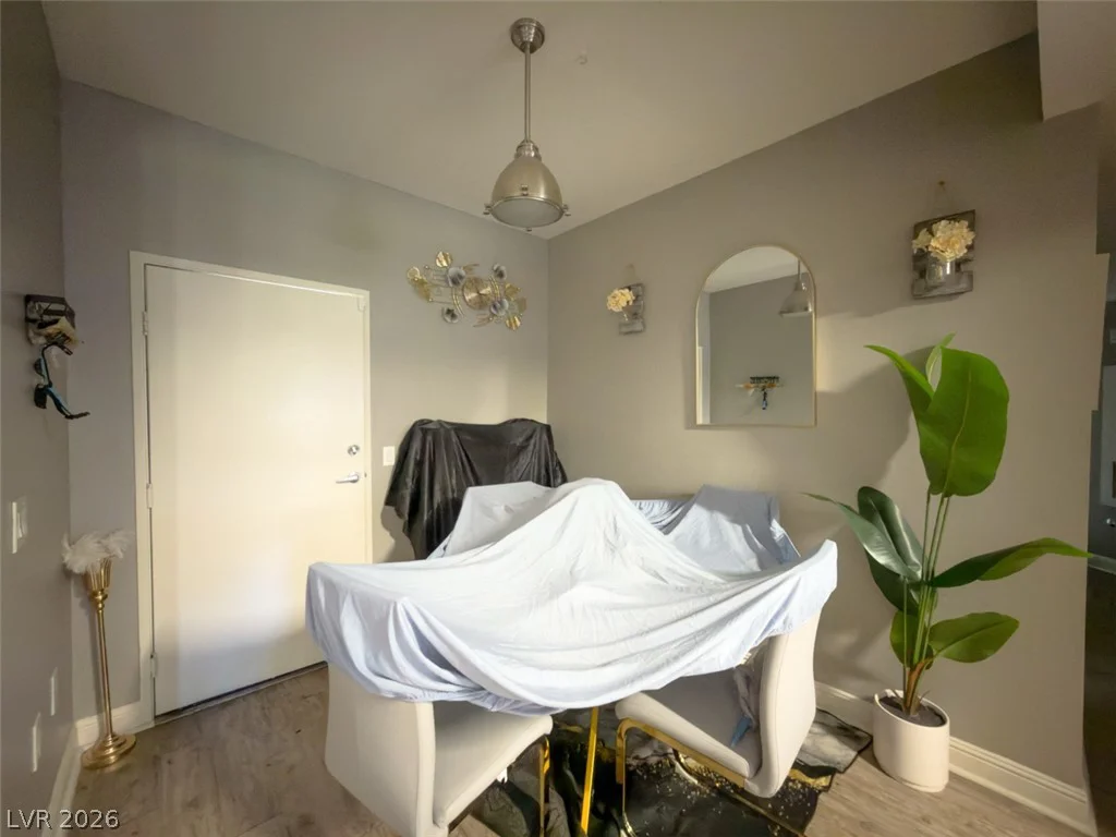 5250 Rainbow, Las Vegas, NV 89118