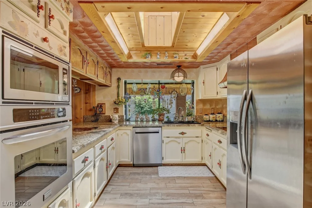 2230 Pinto, Henderson, NV 89002