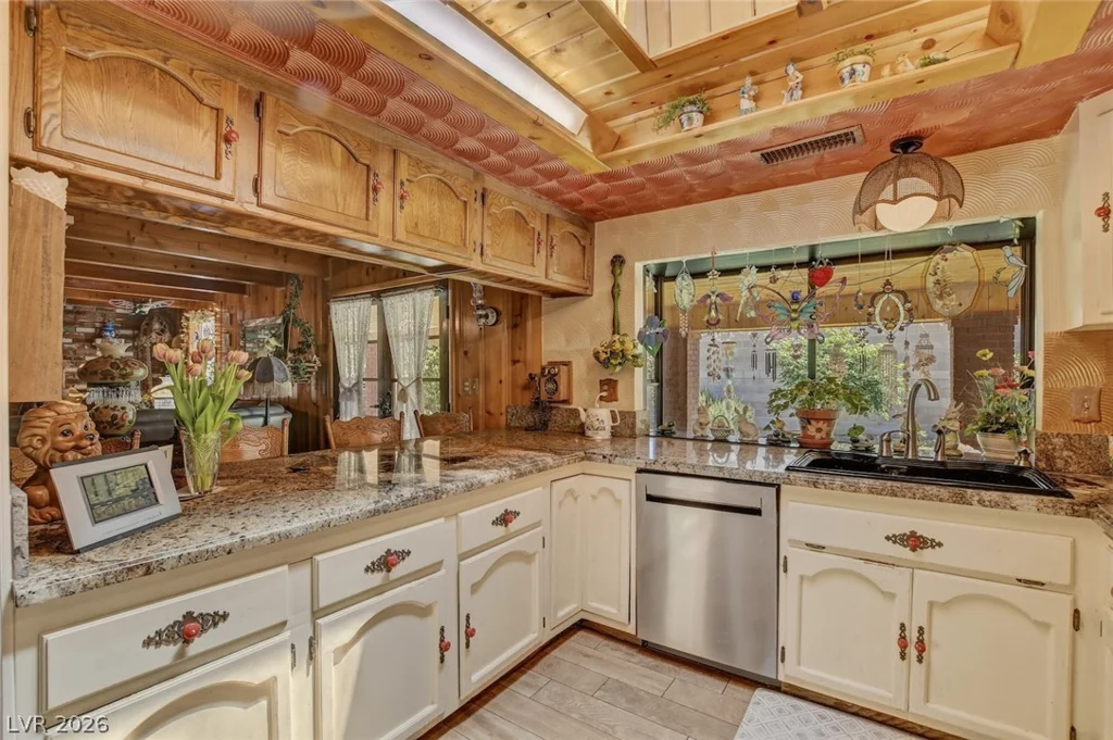 2230 Pinto, Henderson, NV 89002
