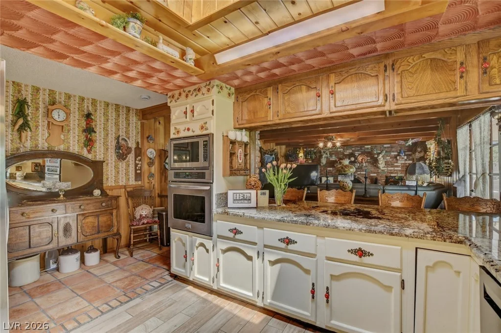 2230 Pinto, Henderson, NV 89002