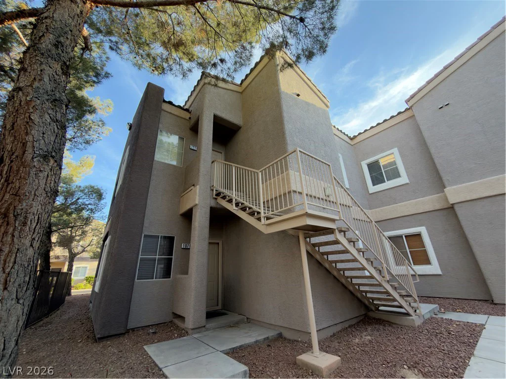 5250 Rainbow, Las Vegas, NV 89118