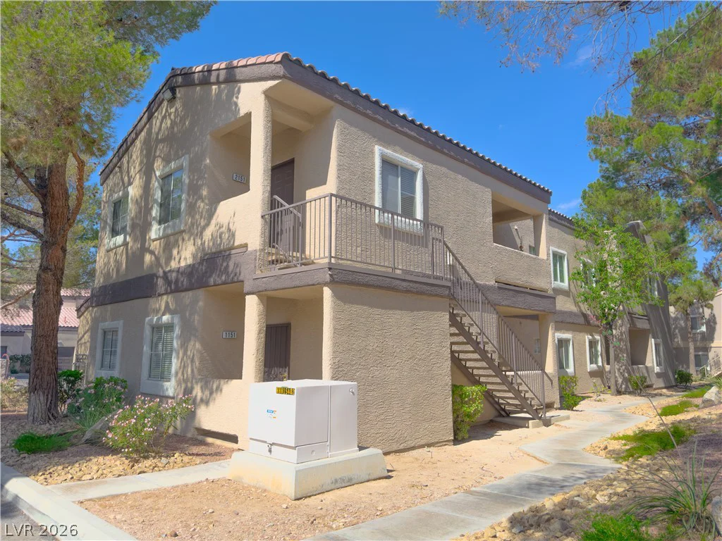 5250 Rainbow, Las Vegas, NV 89118