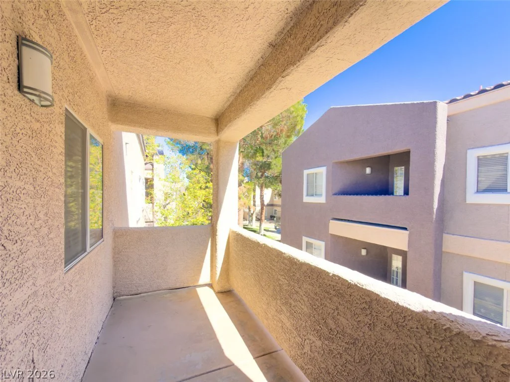 5250 Rainbow, Las Vegas, NV 89118