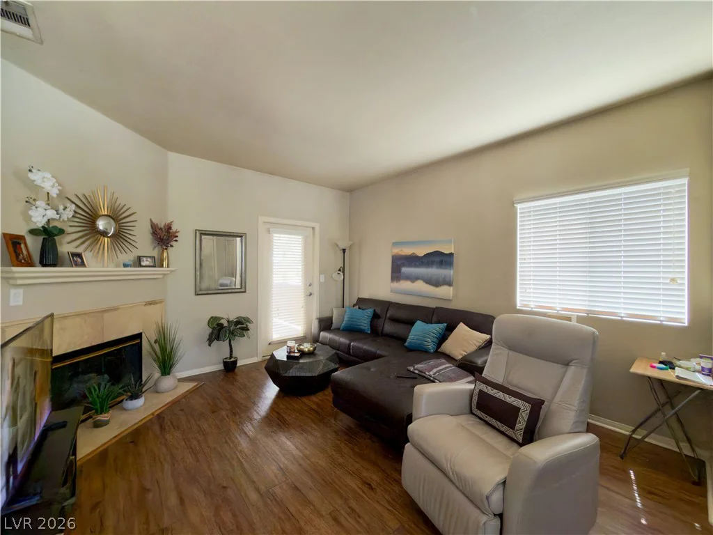 5250 Rainbow, Las Vegas, NV 89118