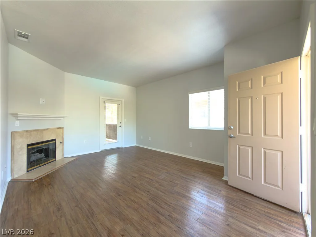 5250 Rainbow, Las Vegas, NV 89118