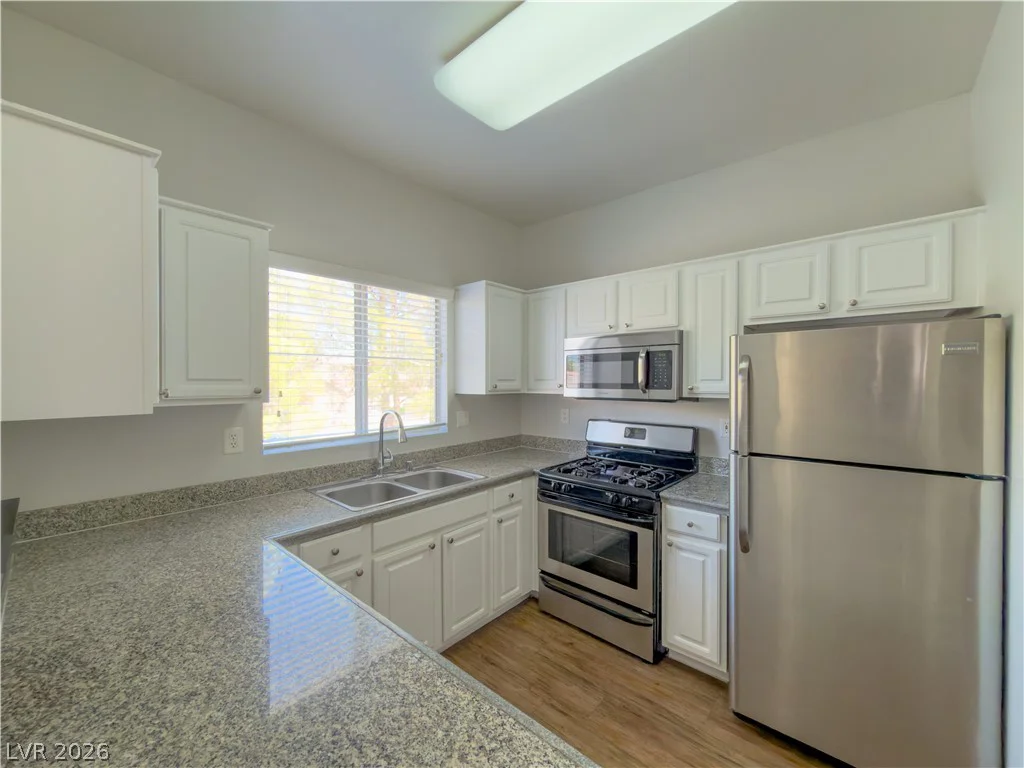 5250 Rainbow, Las Vegas, NV 89118