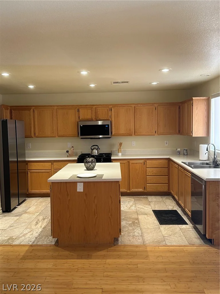 1664 Shifting Winds, Las Vegas, NV 89117