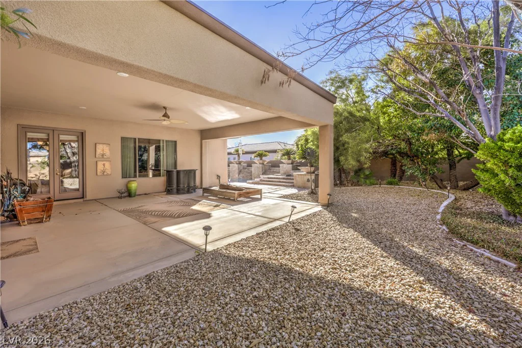 7 Holly Tree, Henderson, NV 89052
