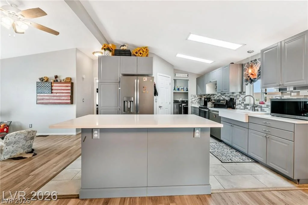380 Spur, Overton, NV 89040